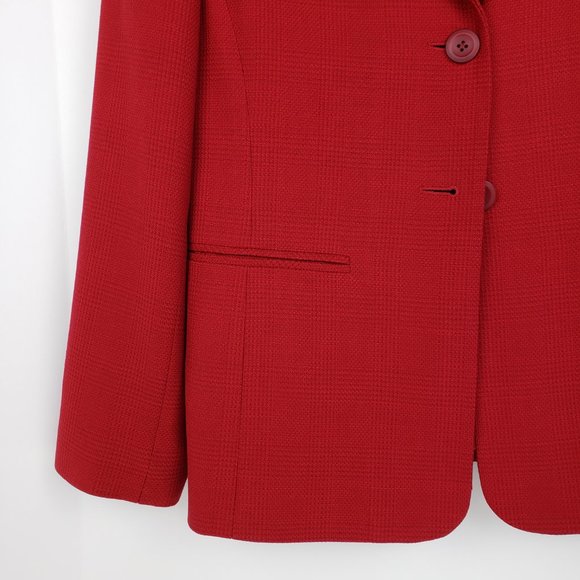 Classic 2-Button Red Lined Blazer Like New 4 Petite - Picture 3 of 11